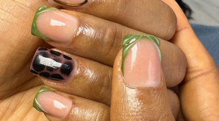 Lauvee Beauty salon and spa image 3