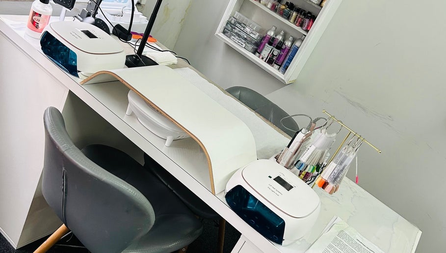 Real Connections - Nails & Beauty Education image 1