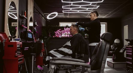 Mitch Blends ( South Side Barbers ), bilde 3