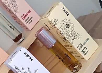 Produits bien-être en bois chez Sarah Naturopathe & Massages Bien-être, Grémonville, Normandie, FR.
