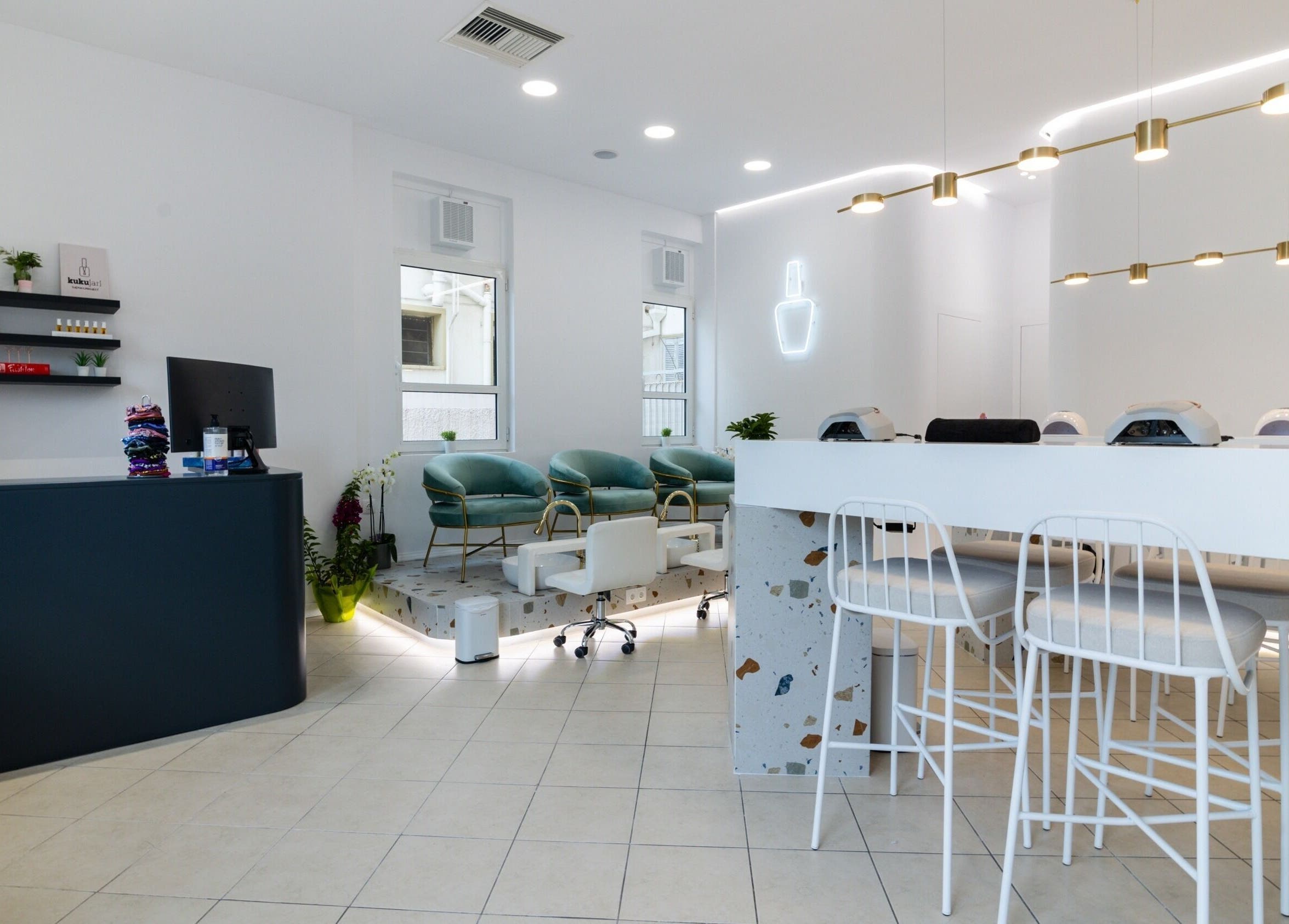 Κομψό εσωτερικό Kuku Jari Νέα Φιλαδέλφεια, Nea Filadelfia, Greece, GR, με μοντέρνα διακόσμηση και φωτισμό.