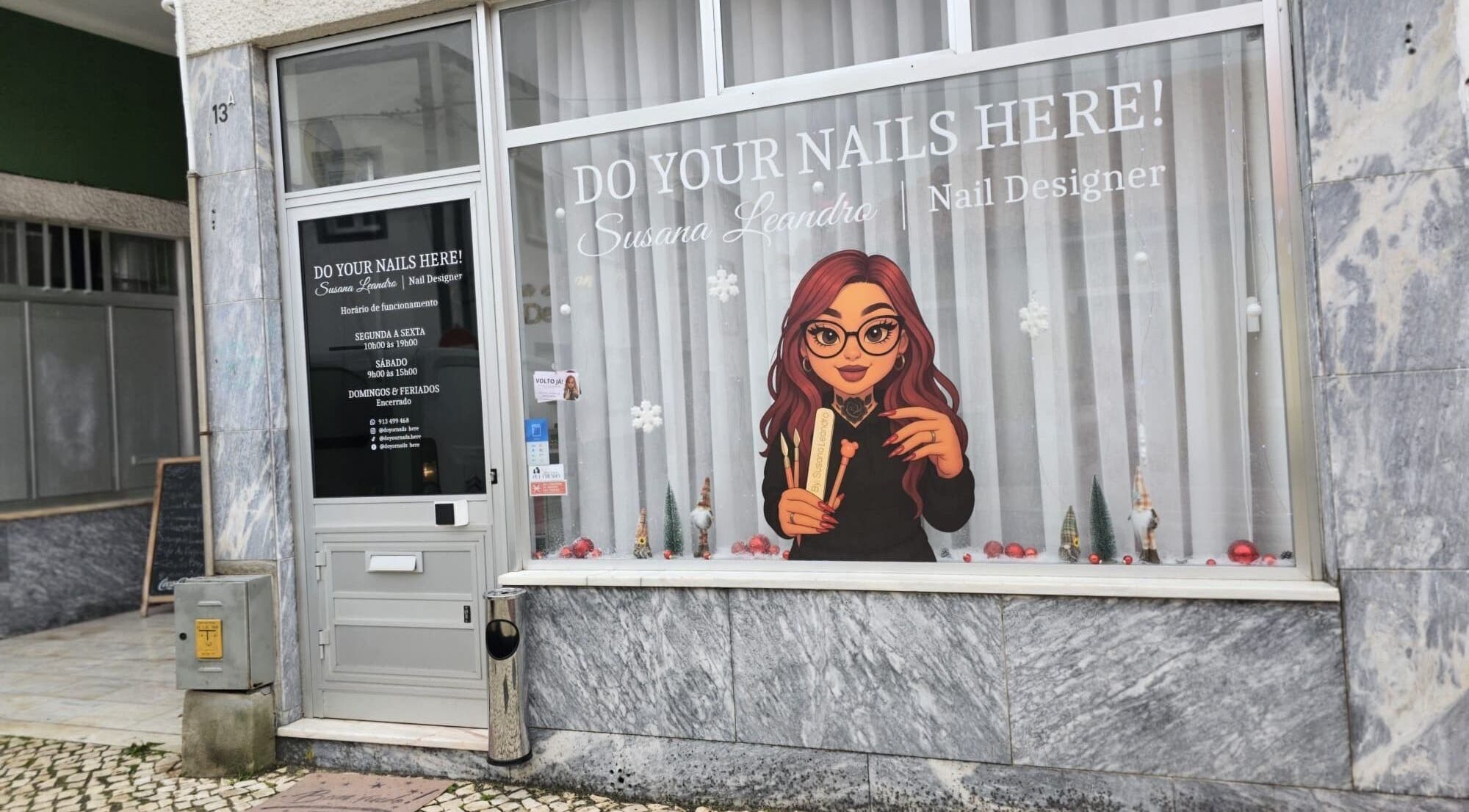 Entrada da loja Do your nails here | Susana Leandro - Nail designer, Caldas Da Rainha, Leiria, PT.
