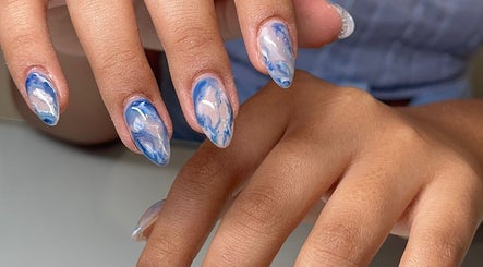 V Beauty Studio