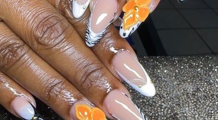 Lydia nails 268