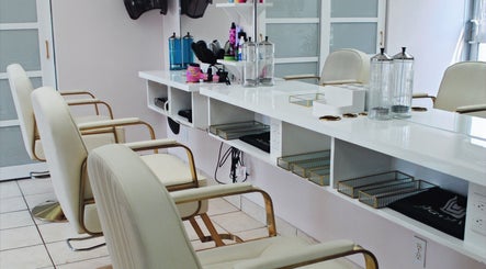 Hamilton Salon and Spa