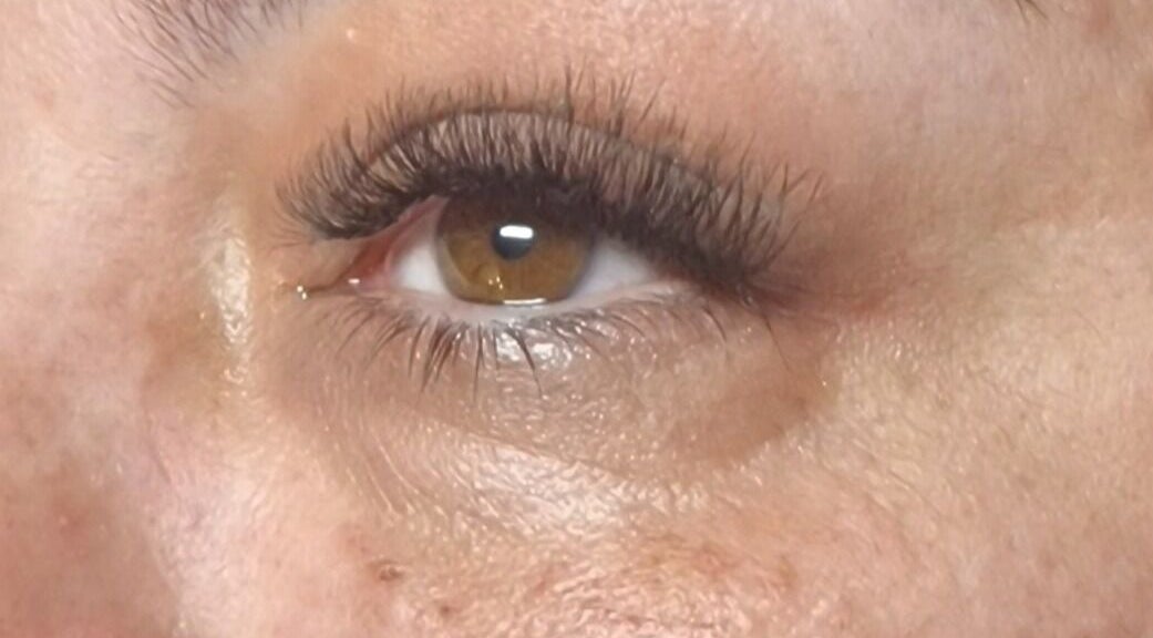 Close-up of enhanced eyelashes at Glowgetter Beauty, Holmes Chapel, England, GB showcasing lash treatment.
