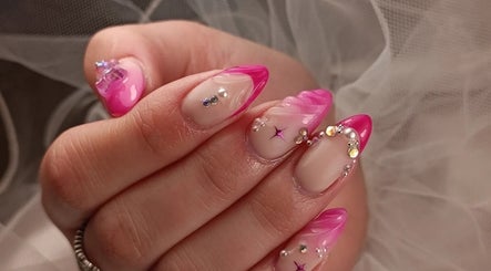 Mia nail's