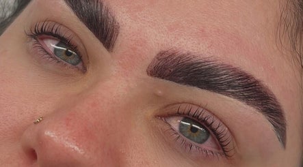 Close-up of expertly shaped brows at Phoebe Aesthetics Beauty Bar, Shenton Park, Western Australia, AU