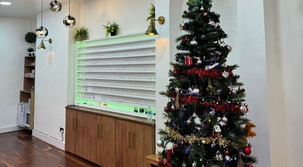Hannah Nails Spa image 3