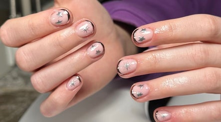 GELS WITH JENNA image 3