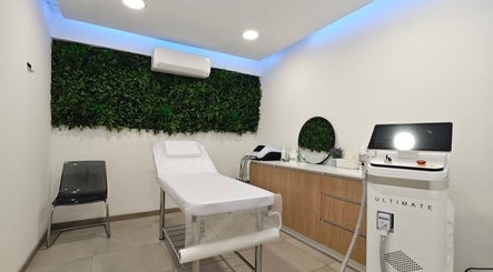 Laser & More image 2