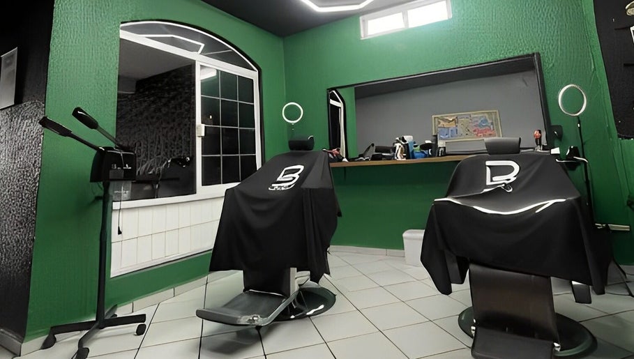 Central House Barbershopの画像：1