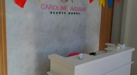 Caroline Aguiar Beauty House