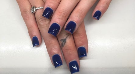 Nails By Kylie slika 3