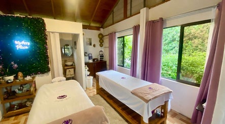 Healing Hands Massage & Spa