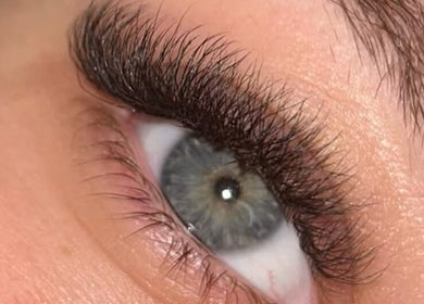 Sublime extension de cils par Diamond__lashes06 à Le Cannet, Provence-alpes-côte D'azur, FR.