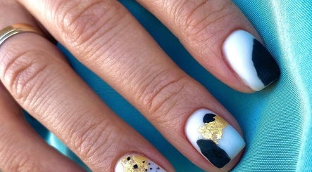 Matryoshka Nails image 2
