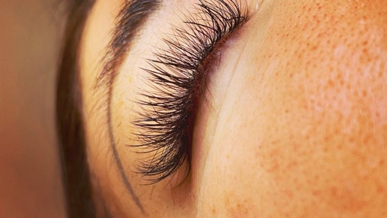 Lashes on the Levels