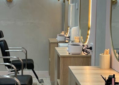 Chic salon styling stations at Lash & Brows Palace, Clarkson, Western Australia, AU, showcasing modern beauty.