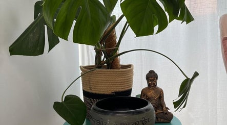 Holistic hideaway image 2