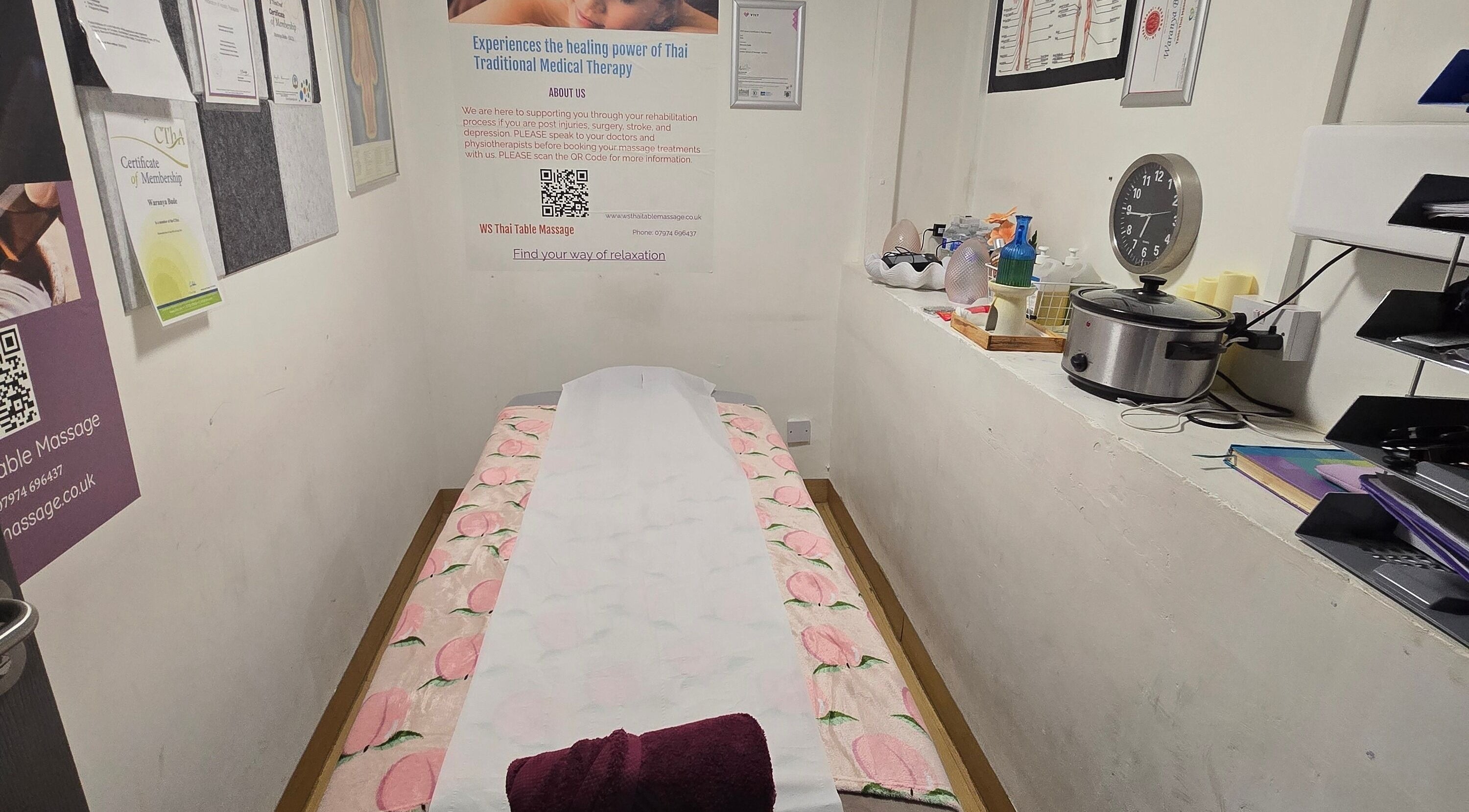 Comfortable massage room at WS Thai Table Massage in Croydon, England, GB, featuring relaxing decor.