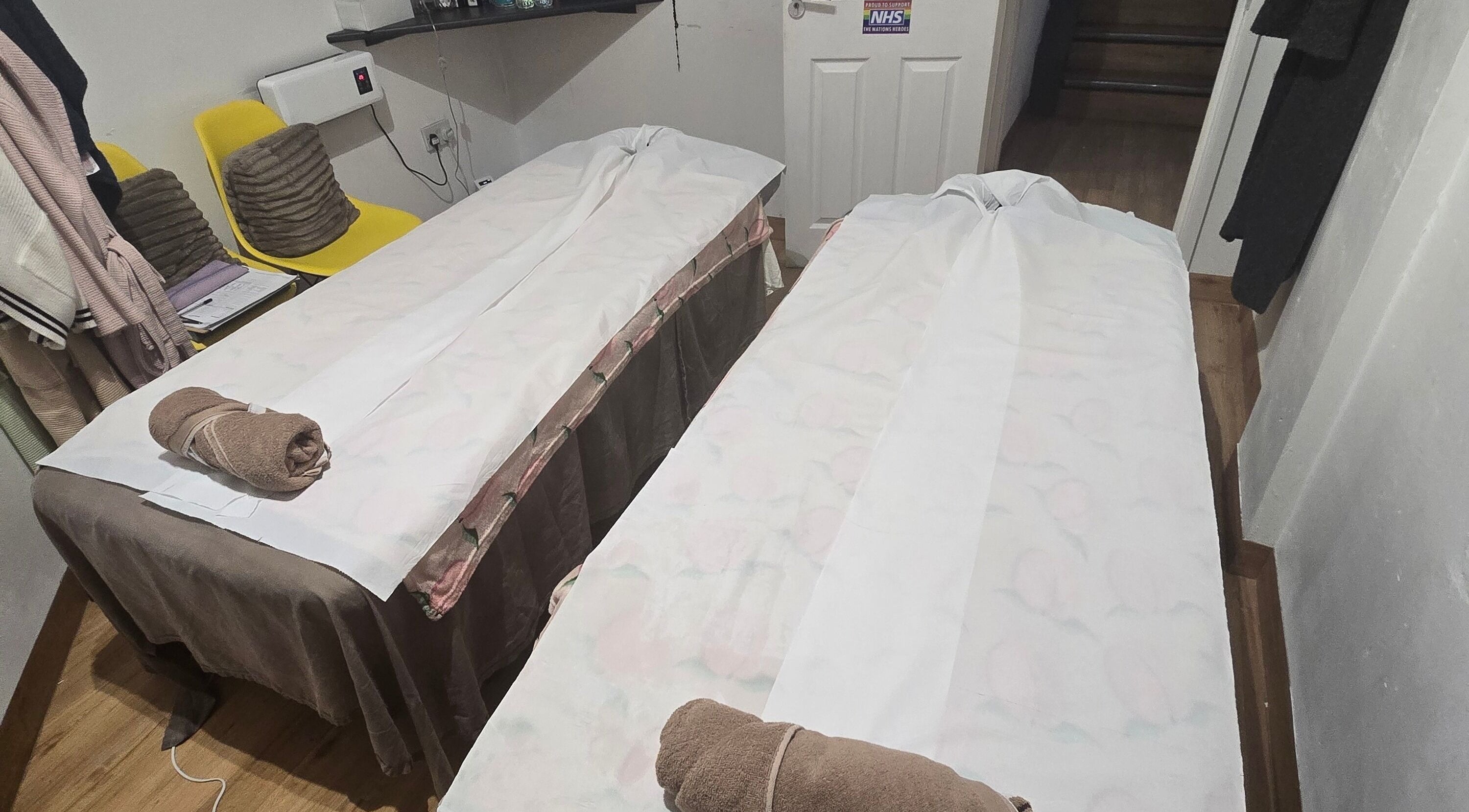 Tranquil massage room with twin tables at WS Thai Table Massage, Croydon, England, GB.