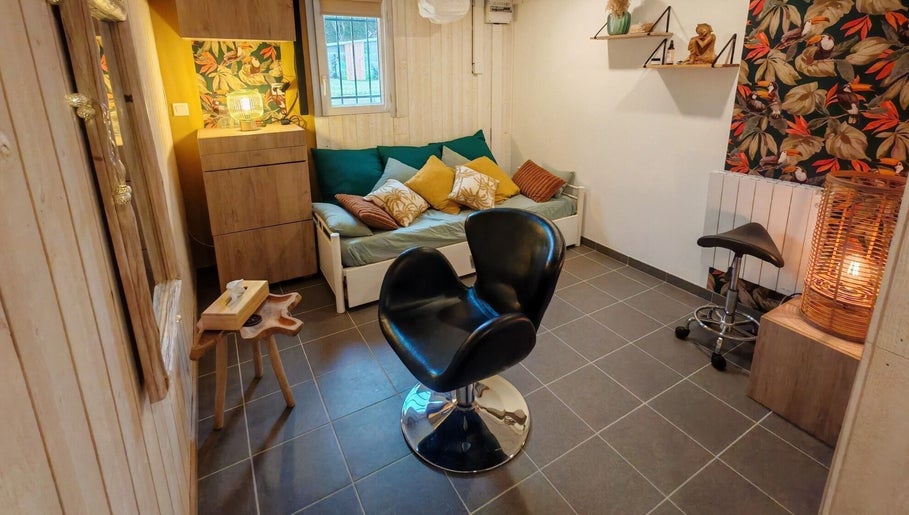 Intérieur accueillant de La Pose Végétale - Saint-Just-Malmont, Saint-just-malmont, Auvergne-rhône-alpes, FR.