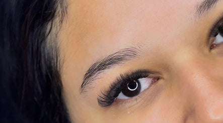 Close-up of expertly designed eyelashes at Beauty Dng, Cape Town, Western Cape, ZA.