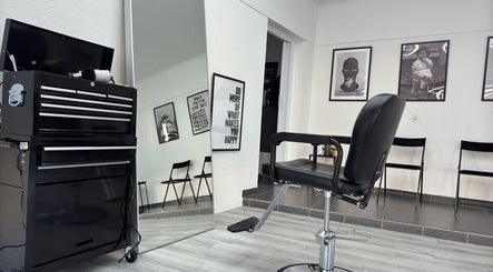 1200 Hairstudio