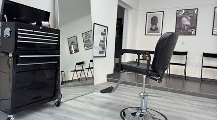 1200 Hairstudio