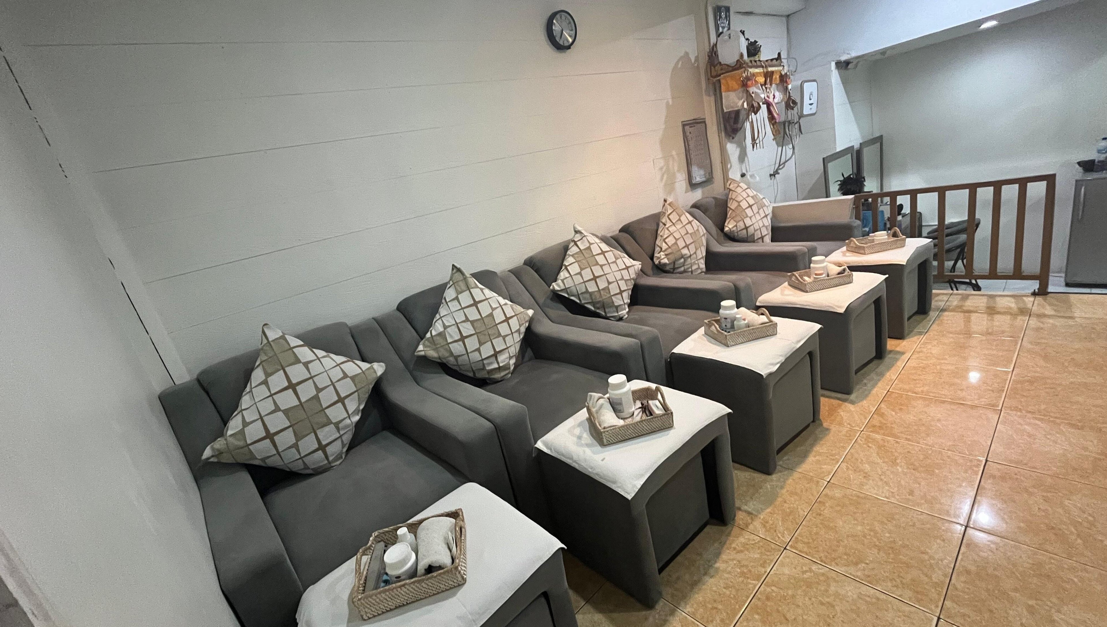 Relaxing seating area at Lida Spa Experience, Bali, Bali, ID offers comfort and tranquility.