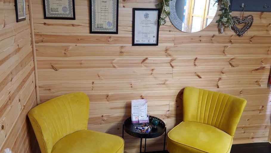 Immagine 1, Lucie's Complementary Therapies