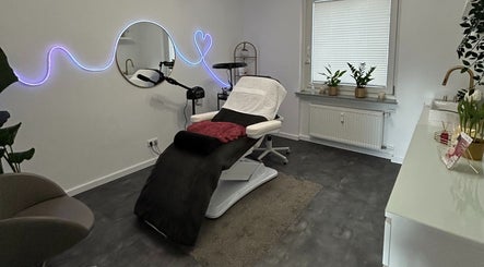 Tara´s and Natalia´s Beauty Lounge