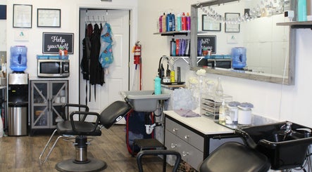 Silver Shears Hair Salon in Nampa slika 2