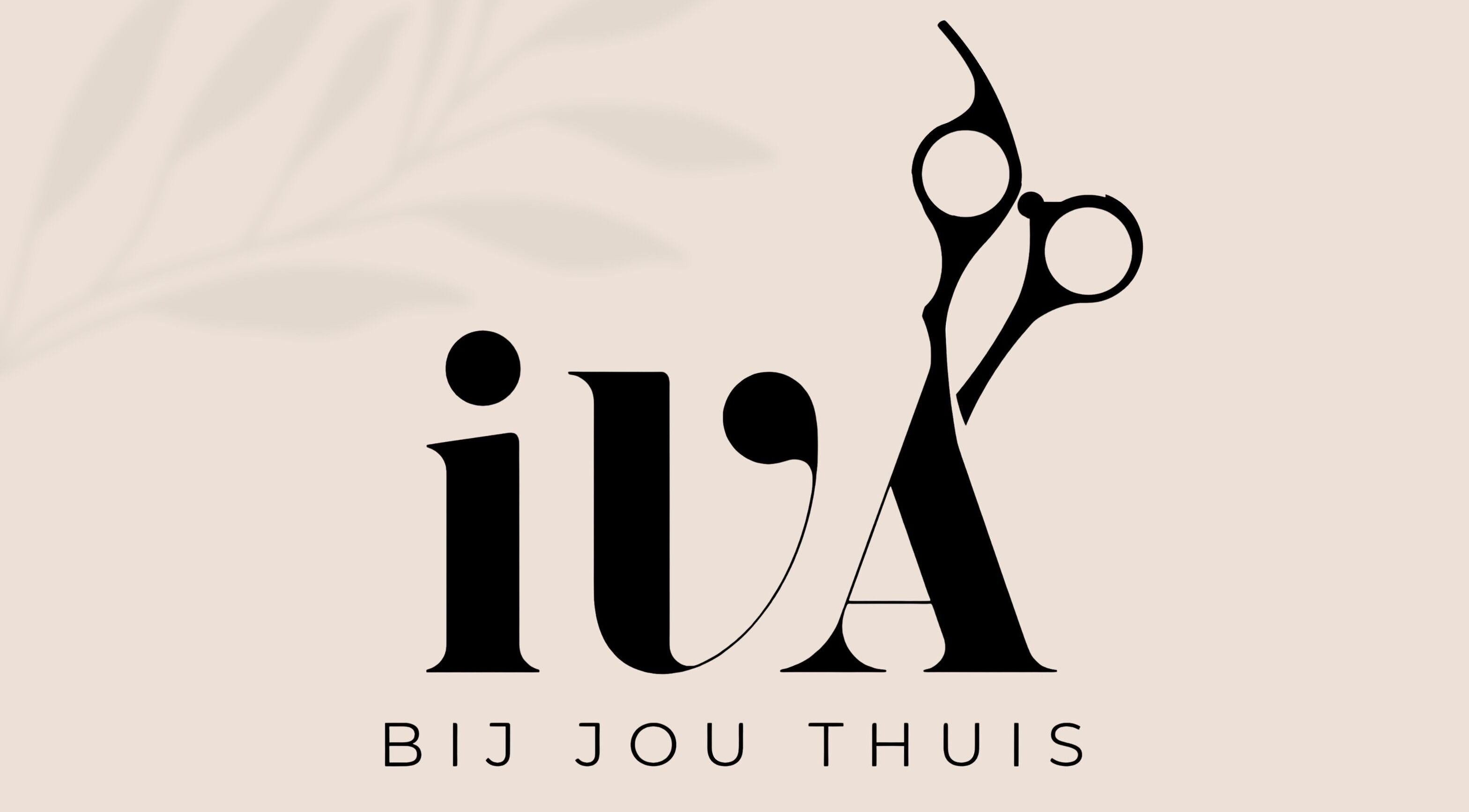 Logo van Iva Knipt (bij jou thuis), een kapperservice in Winterswijk, Gelderland, NL.