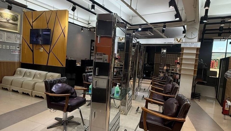 Modern interior of Super Visual Salon- Davao Branch (Main) in Davao City, Davao Region, PH showcasing elegant seating.