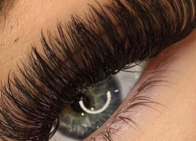 Close-up of lush eyelash extensions at Kmac Studio, Dunbar, Scotland, GB showcasing detailed craftsmanship.