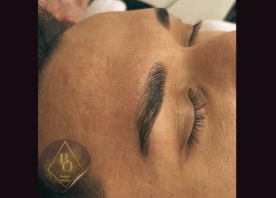 Cejas perfectamente formadas en BO beauty studio, Santiago, Región Metropolitana, CL.