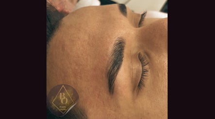 Cejas perfectamente formadas en BO beauty studio, Santiago, Región Metropolitana, CL.