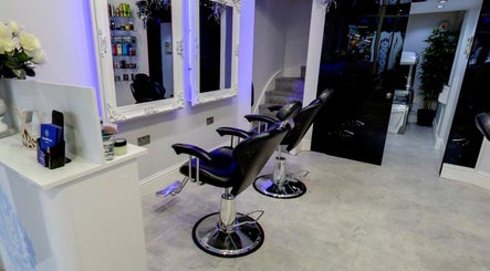 SS Brow & Beauty imagem 2