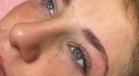 Kimberley Cheeseman Lash and Brows image 2