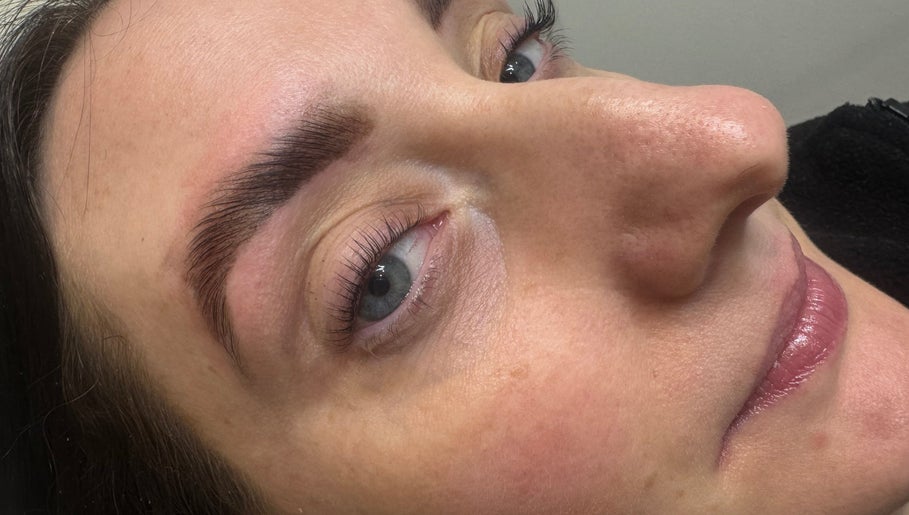 Lashes By Brooke McKenzie obrázek 1