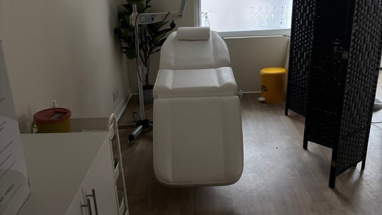 Raise Your Gaze Acupuncture