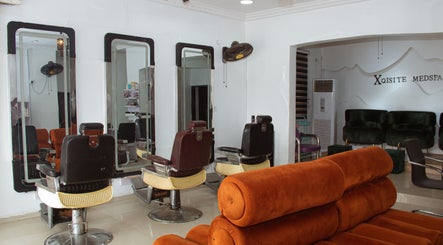Xqisite Medspa & Salon
