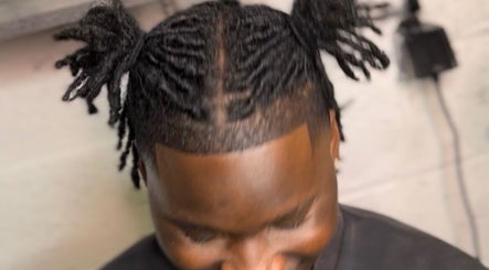 Theiskoobarber image 2