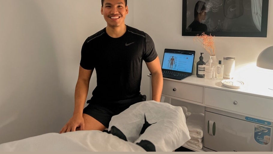 Professional therapist at Kazspace in Sydney, Potts Point, New South Wales, AU ready for wellness session.