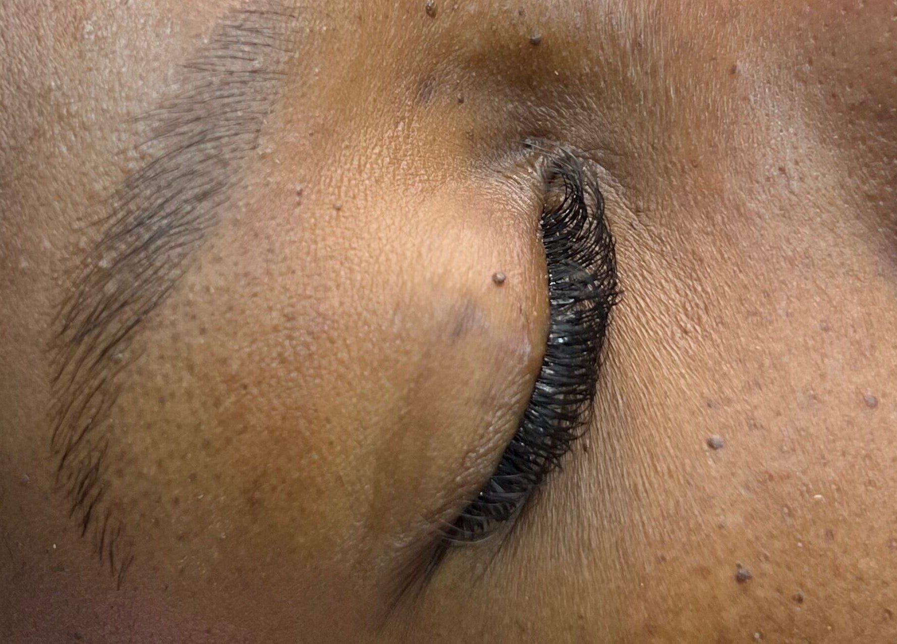 Close-up of styled lashes at Belle B Luxe studio, Roodepoort, Gauteng, ZA.