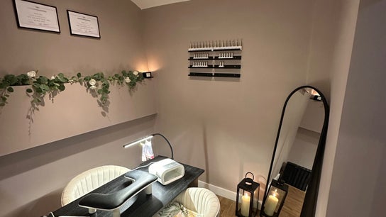 Mel’s nail room, Hove.