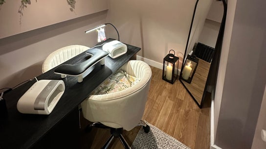 Mel’s nail room, Hove.