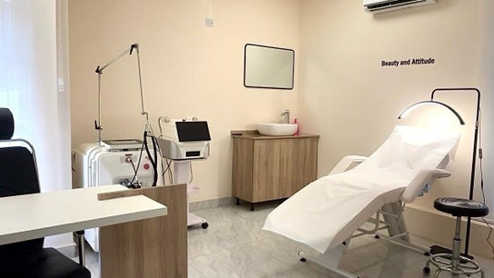 Skinova Clinics